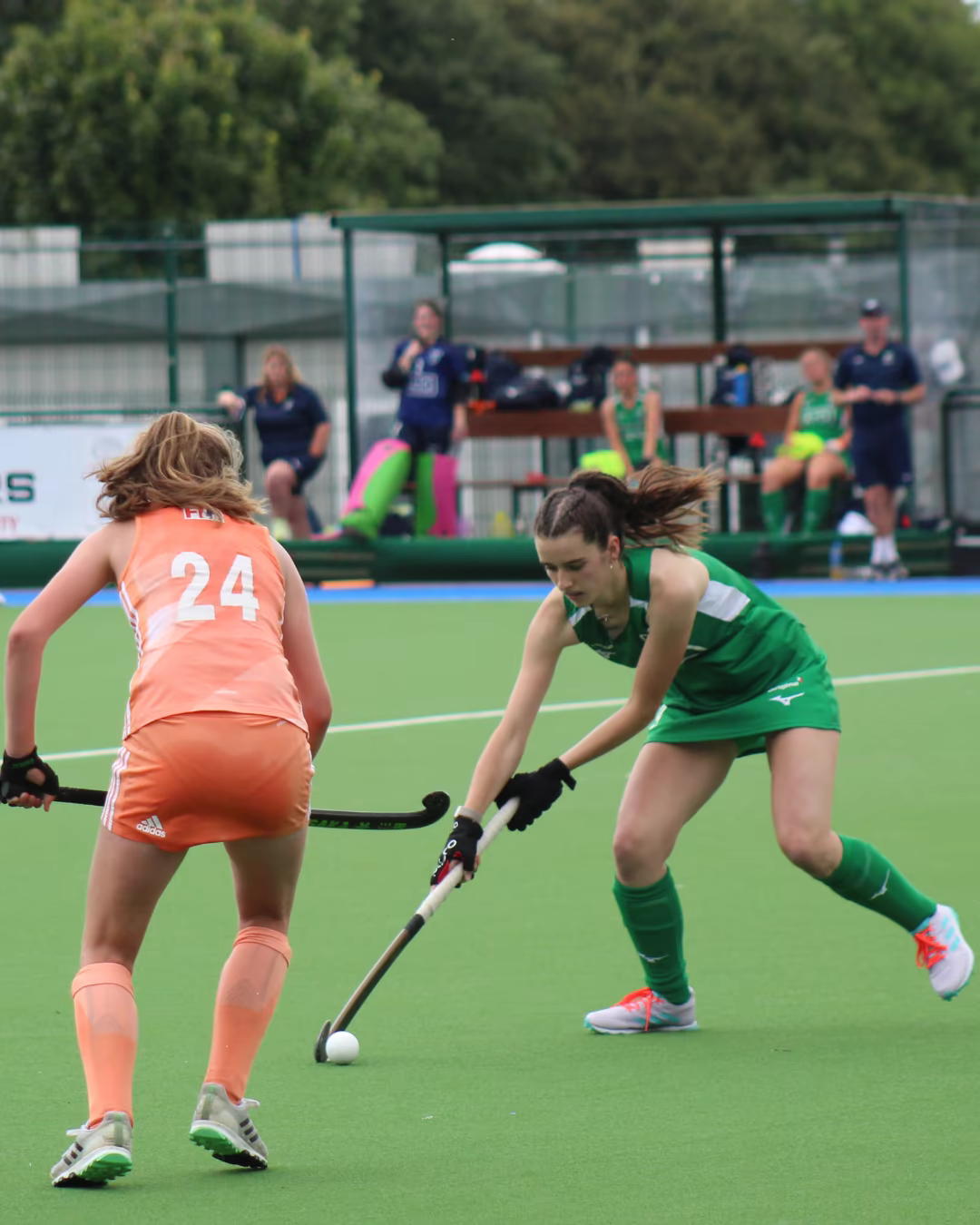 Juliette Duffy controlling the ball during a field hockey match
