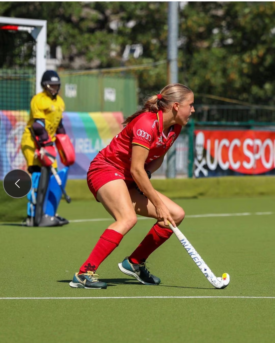 Alix Desenfans playing field hockey