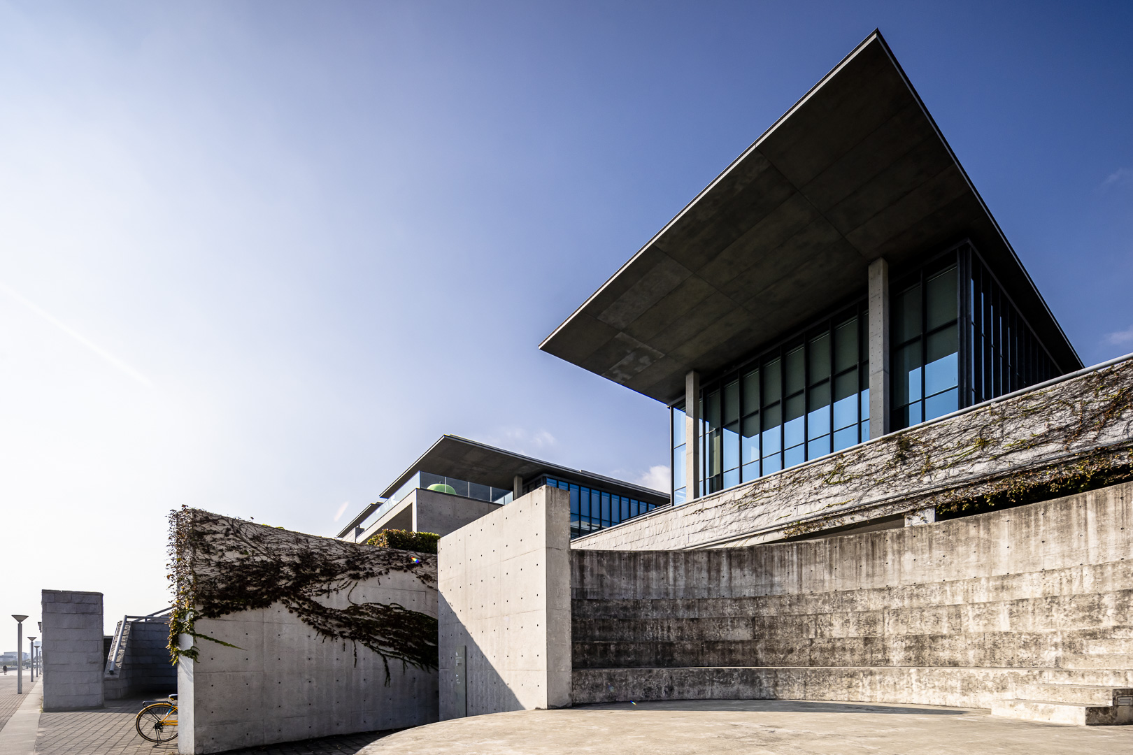 Hyogo Prefectural Museum of Art Shiya Creative Studio