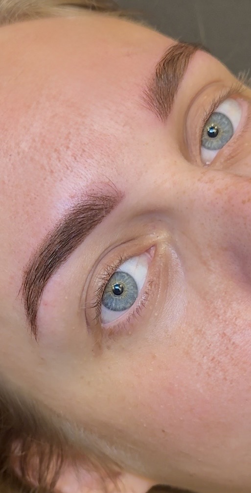 Powder Brows Ergebnis bei Marino Cosmetics