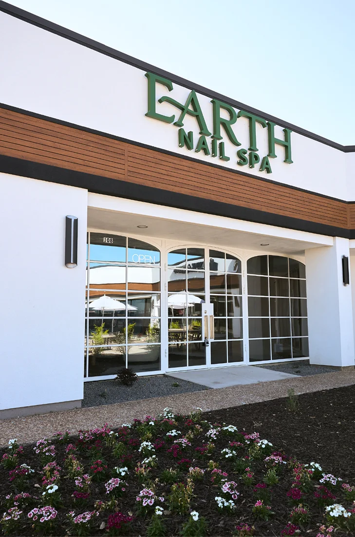 The Earth Nail Spa storefront in Addison