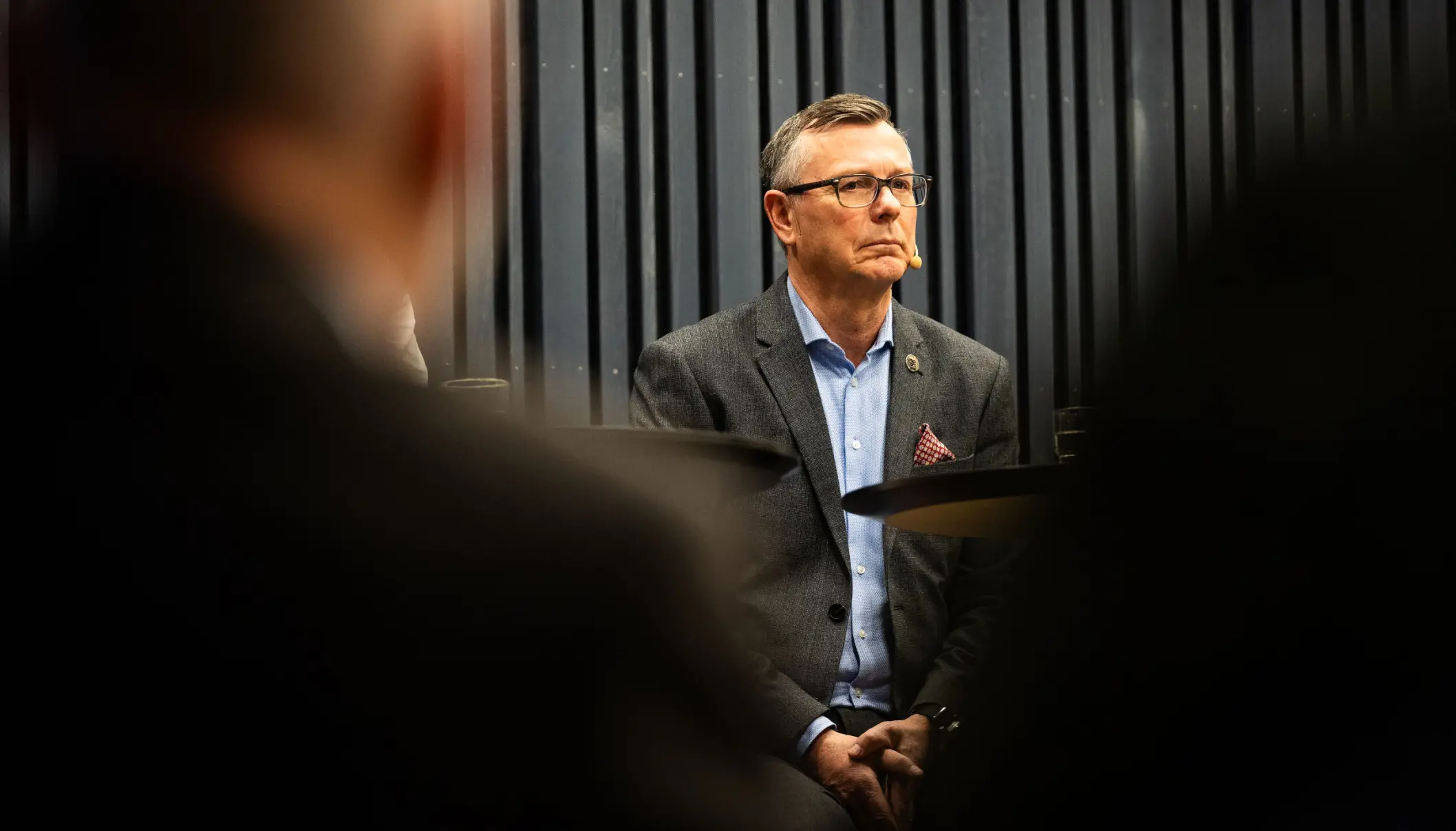 Vår sterke anbefaling til statsminister Jonas Gahr Støre er at han raskt tar initiativ til å opprette ett internasjonalt faglig ledet organ, med utvidet og direkte kontakt med politiske toppledere, for å sikre forsvarlig KI-utvikling, skriver forfatterne