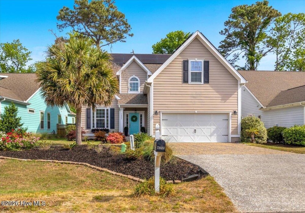 Front exterior of 7824 Bonfire Drive, Wilmington NC 28409