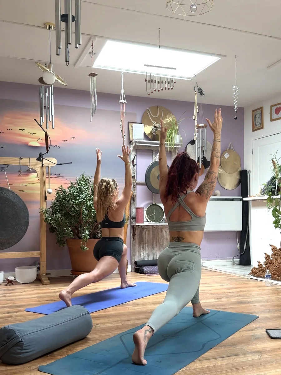 Cours de sport en groupe accompagné par Nouvea