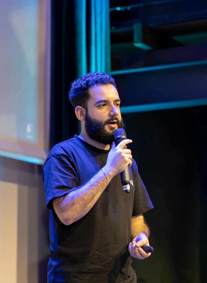 Ventamio-about-two-speakers-conference-image