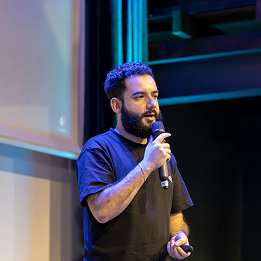 Ventamio-about-three-guest-speaking