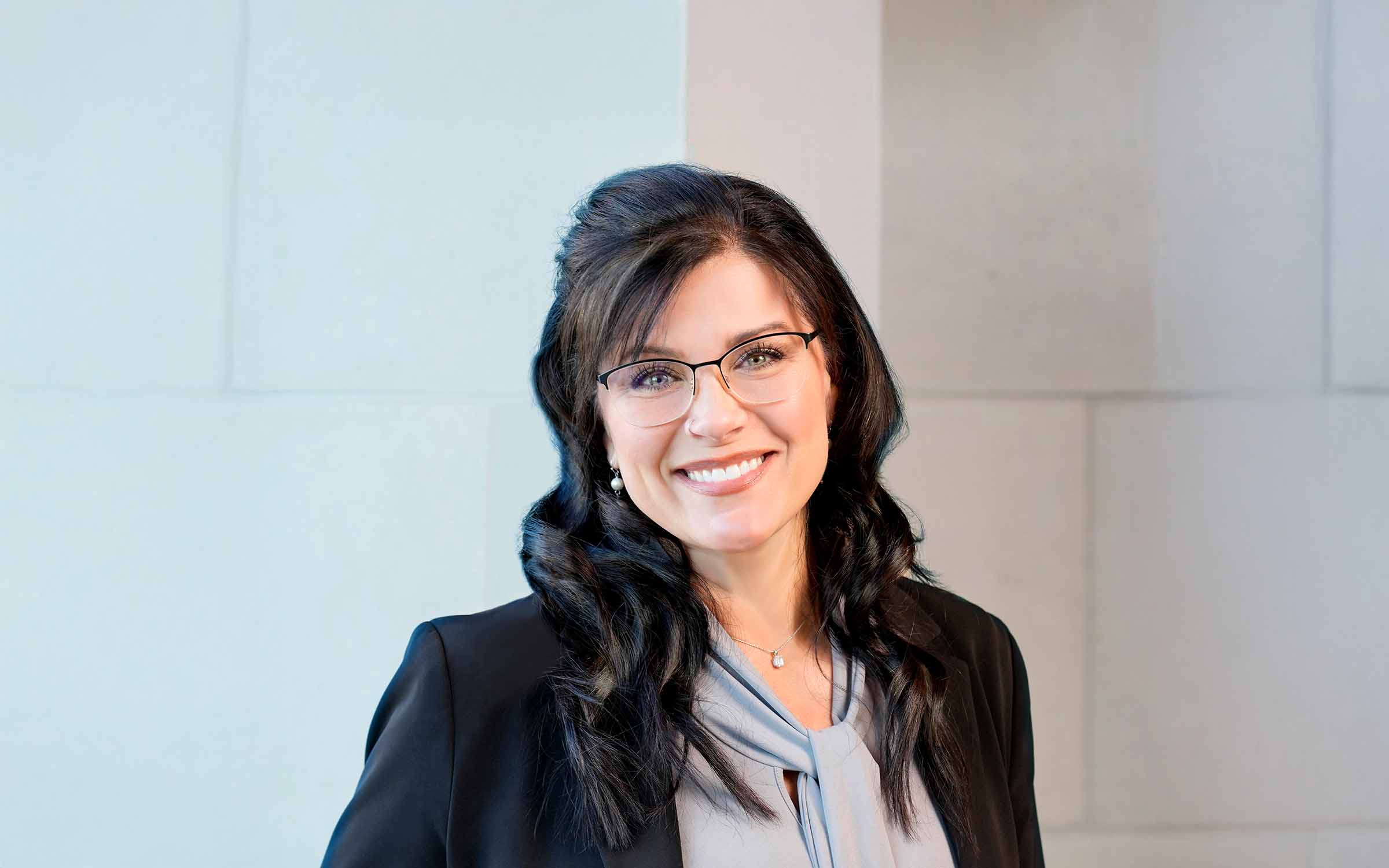 Amy Sovine | Headshot | Hammes Realty Services Executive