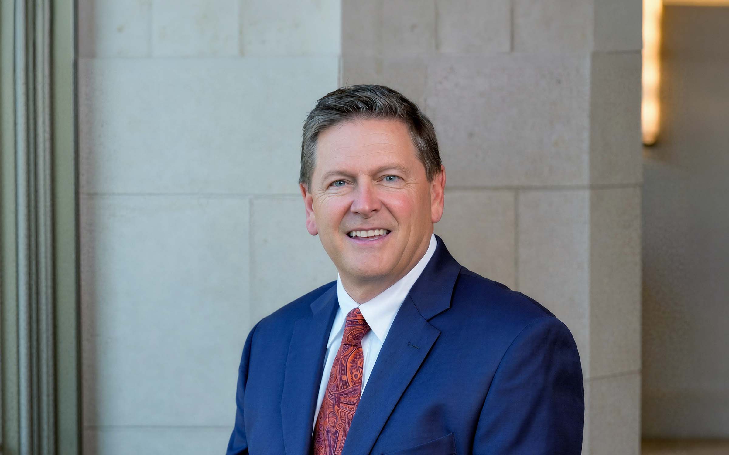 Steve Lange headshot, Hammes