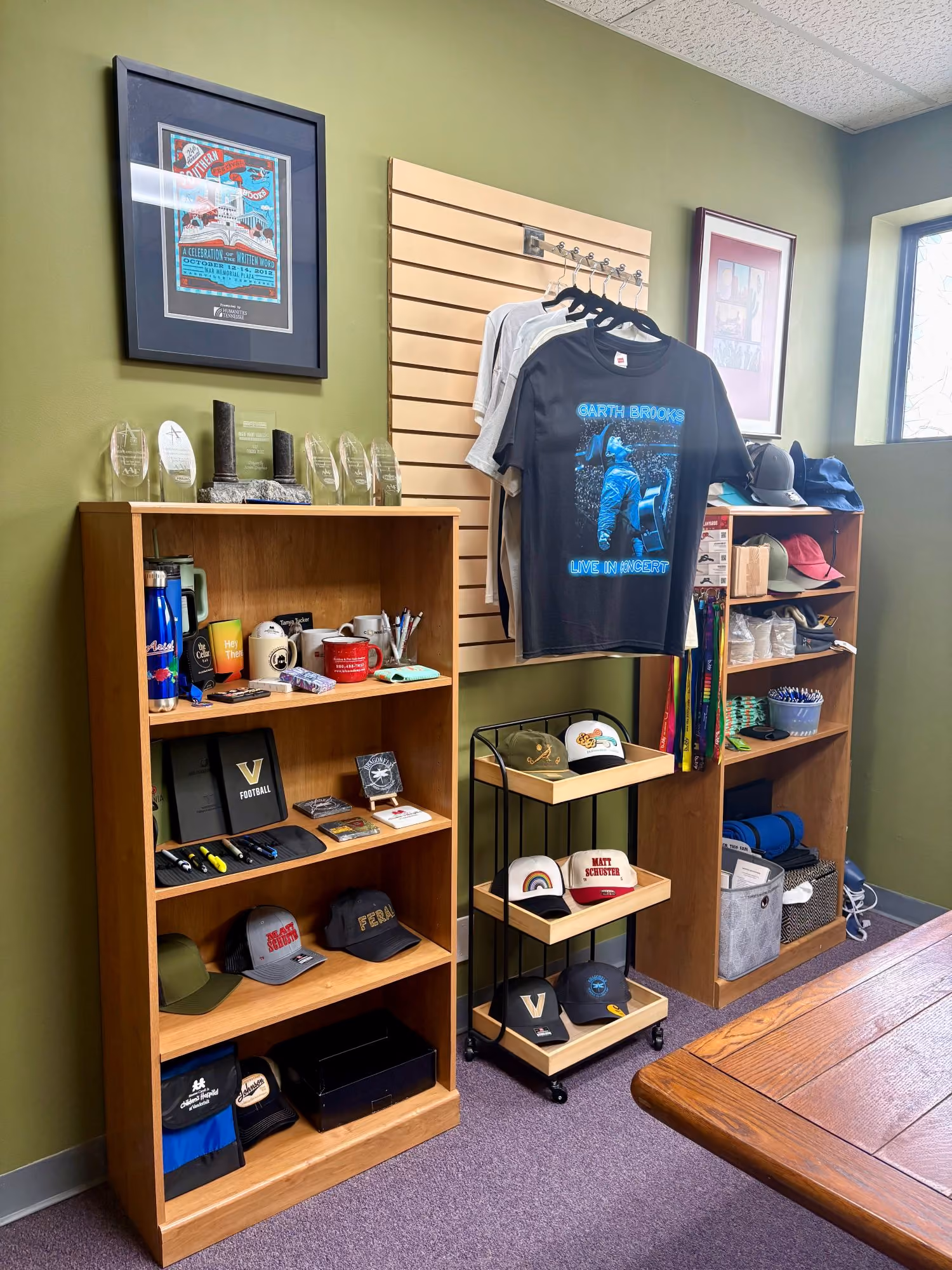 dragonfly promotional showroom