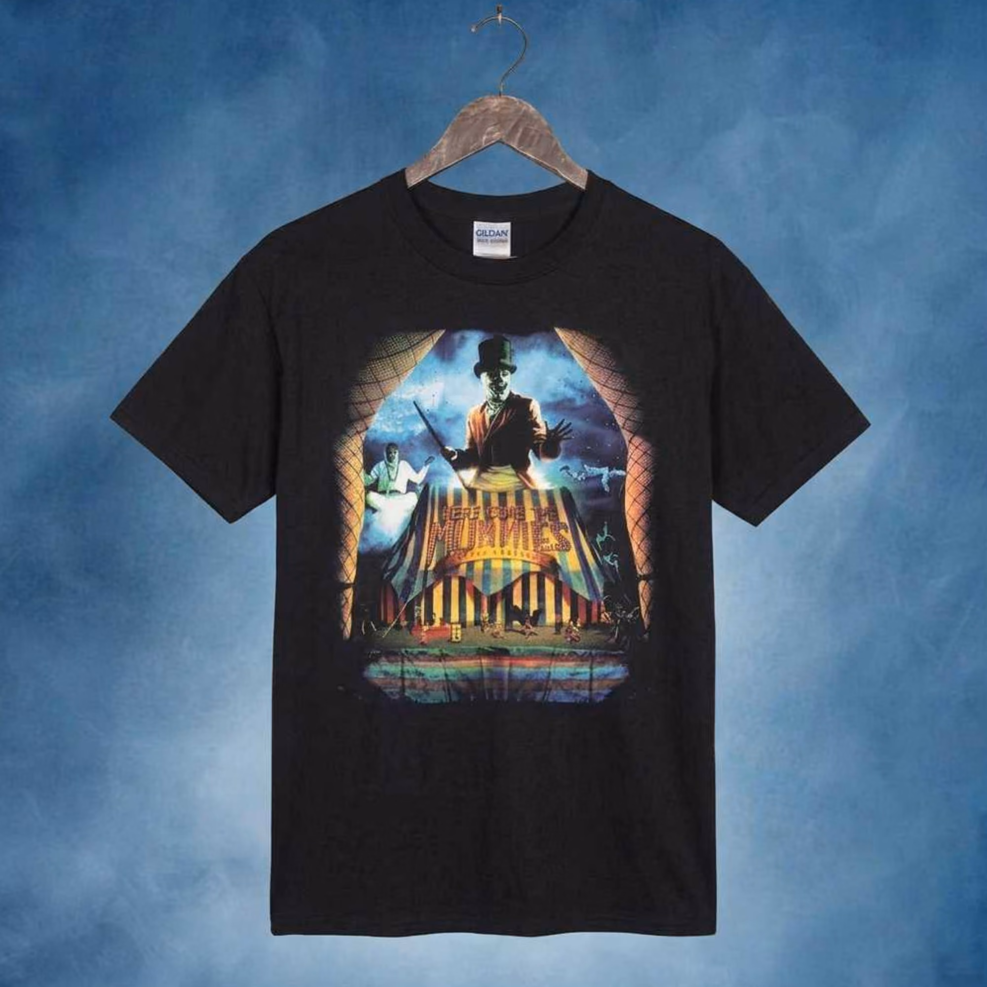 original design of here comes the mummies shirt