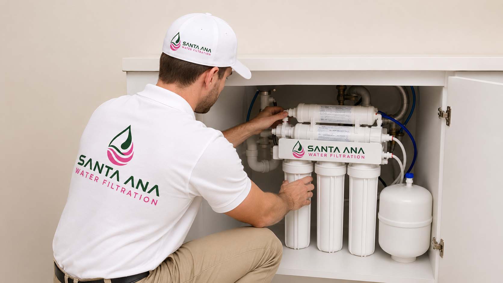 Reverse osmosis system under a Santa Ana kitchen sink