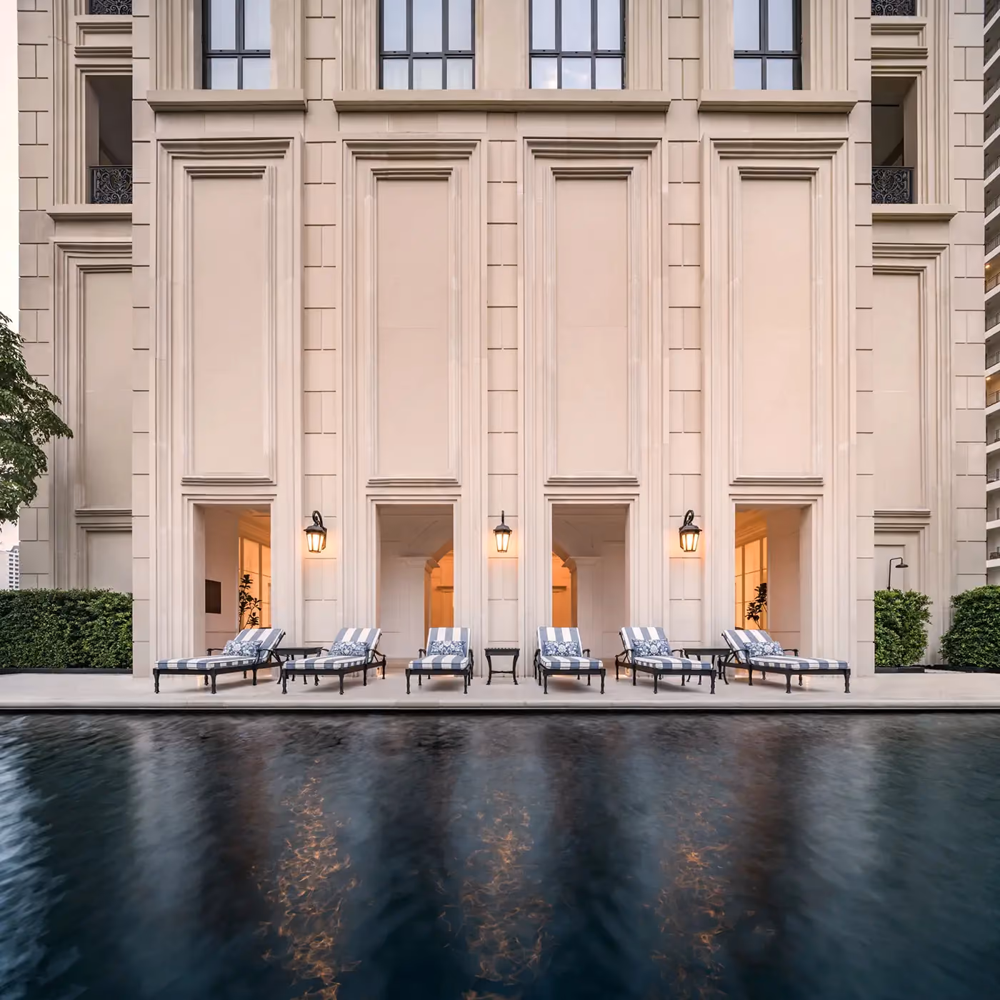 98 Wireless by Sansiri Swimming Pool 3