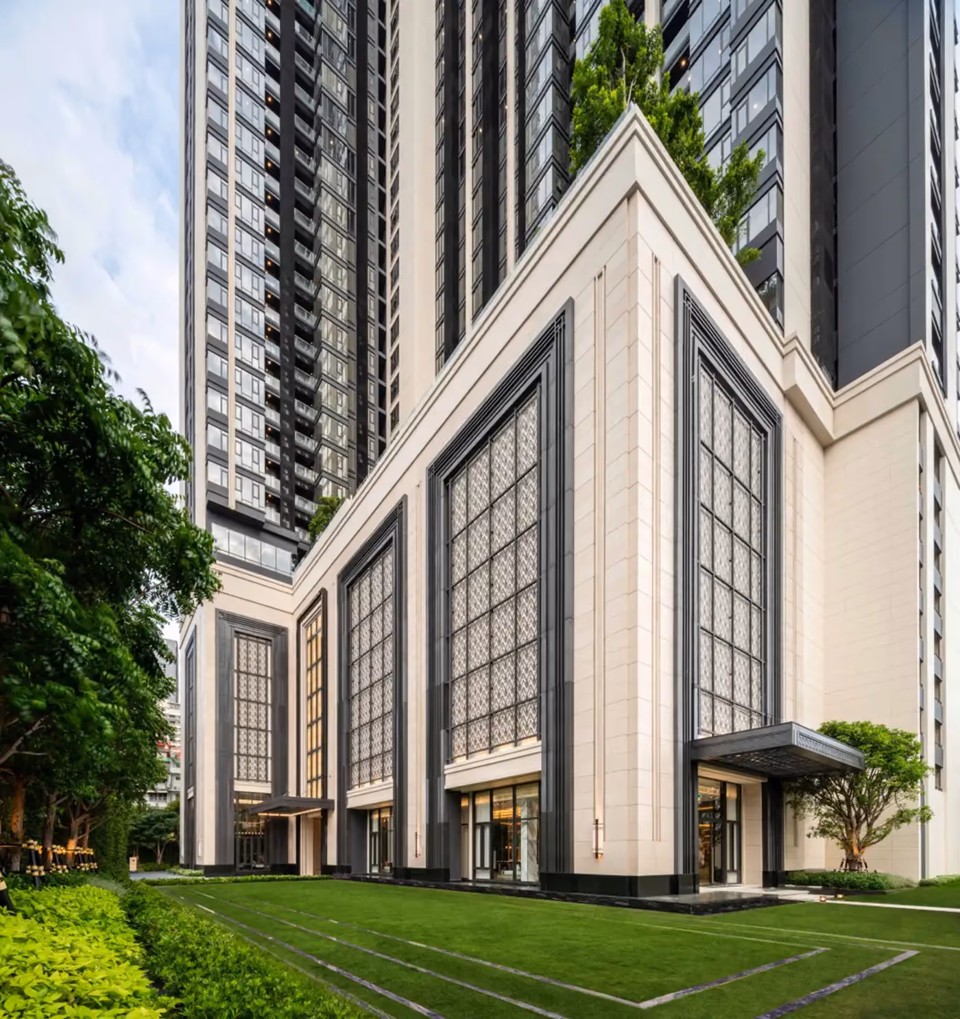 The Address Siam Ratchathewi Exterior5