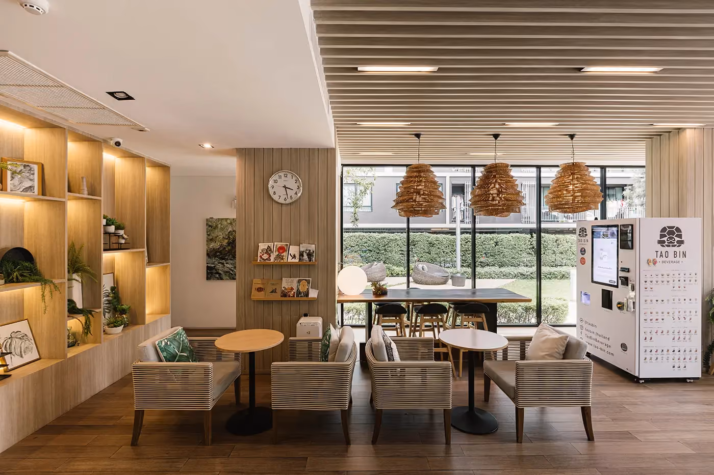 Atmoz Ladprao 71 Lounge 2