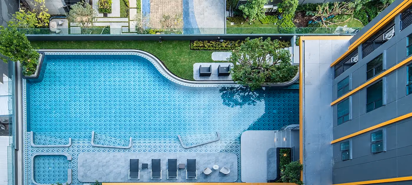 The Base Phetchaburi Thonglor Swimming Pool 1