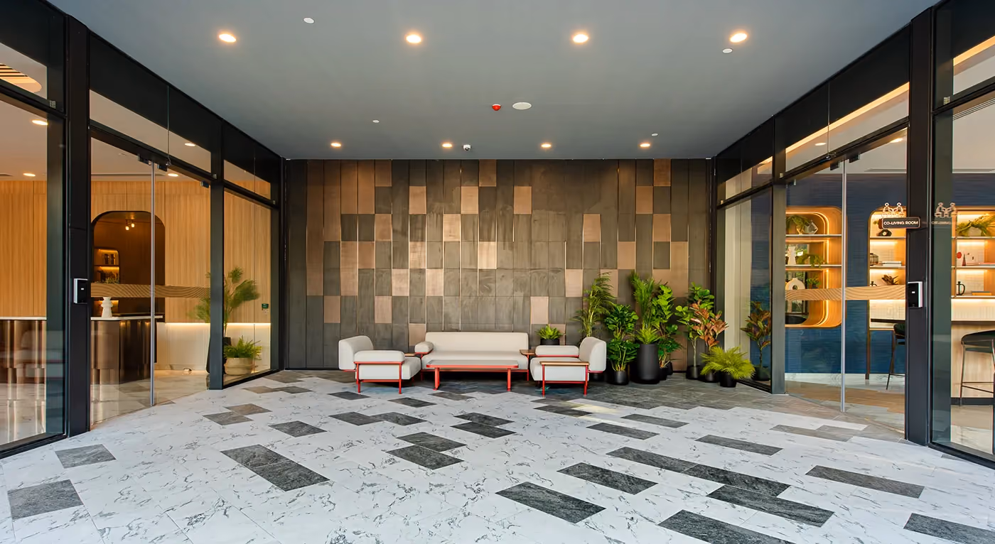 The Base Phetchaburi Thonglor Lounge 6