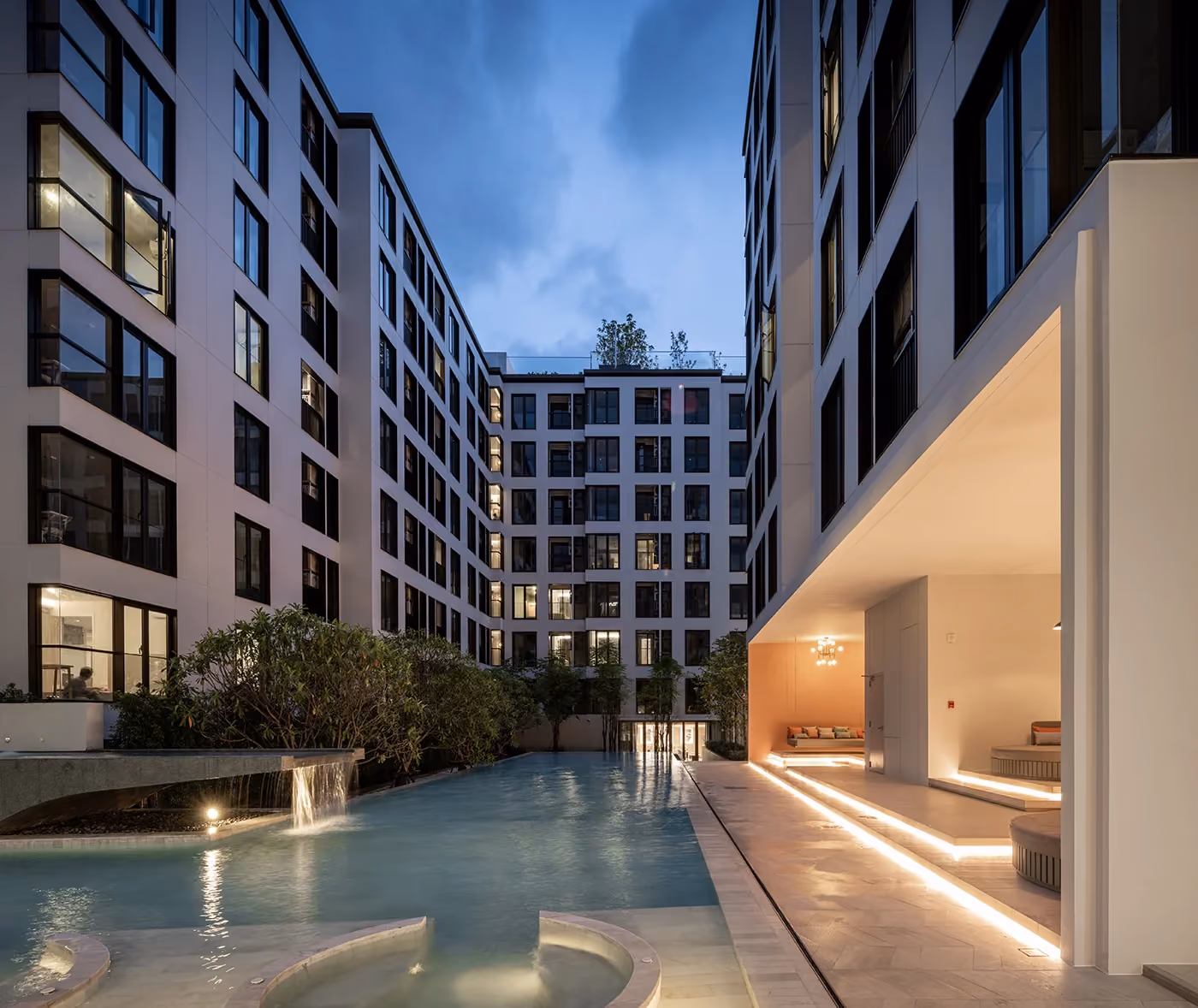 Chapter Thonglor 25 Swimming Pool 4