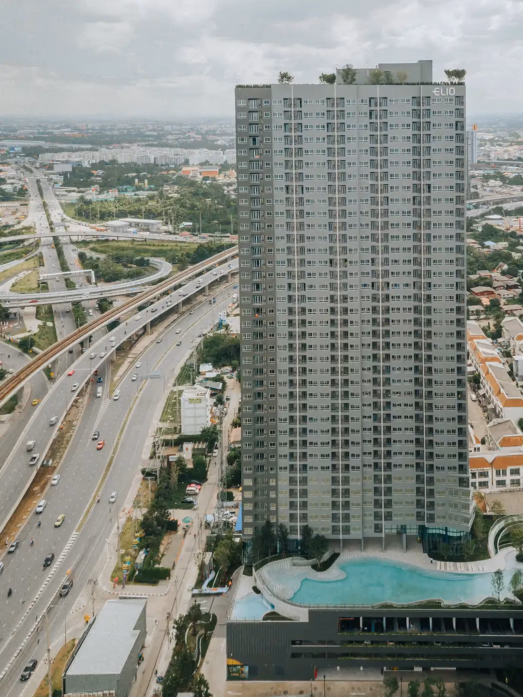 Elio Sathorn Wutthakat Exterior 4