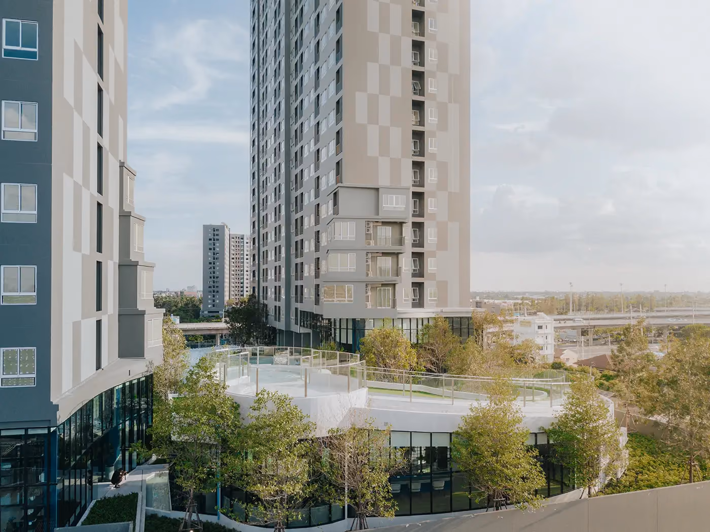 Elio Sathorn Wutthakat Exterior 5
