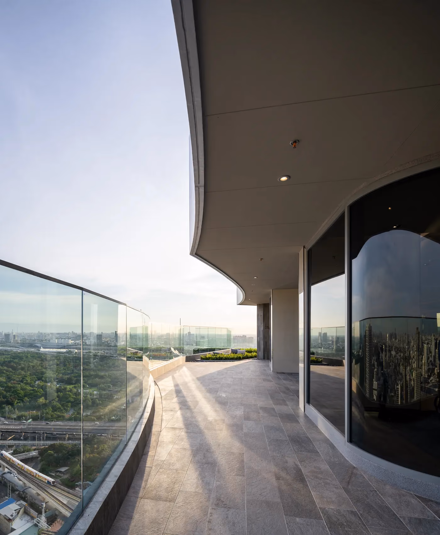 Life Ladprao Valley Lobby 1