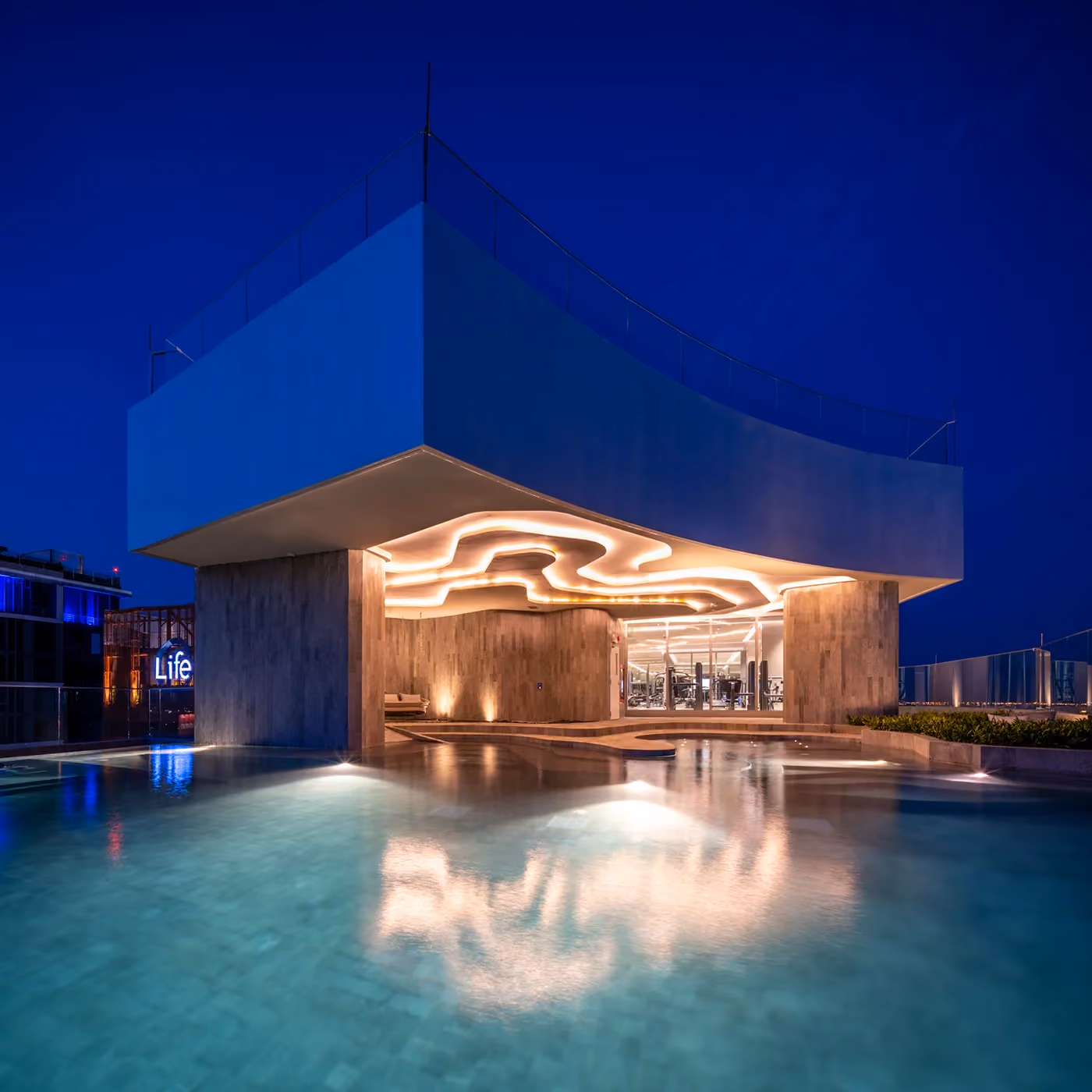 Life Ladprao Valley Swimming Pool 21