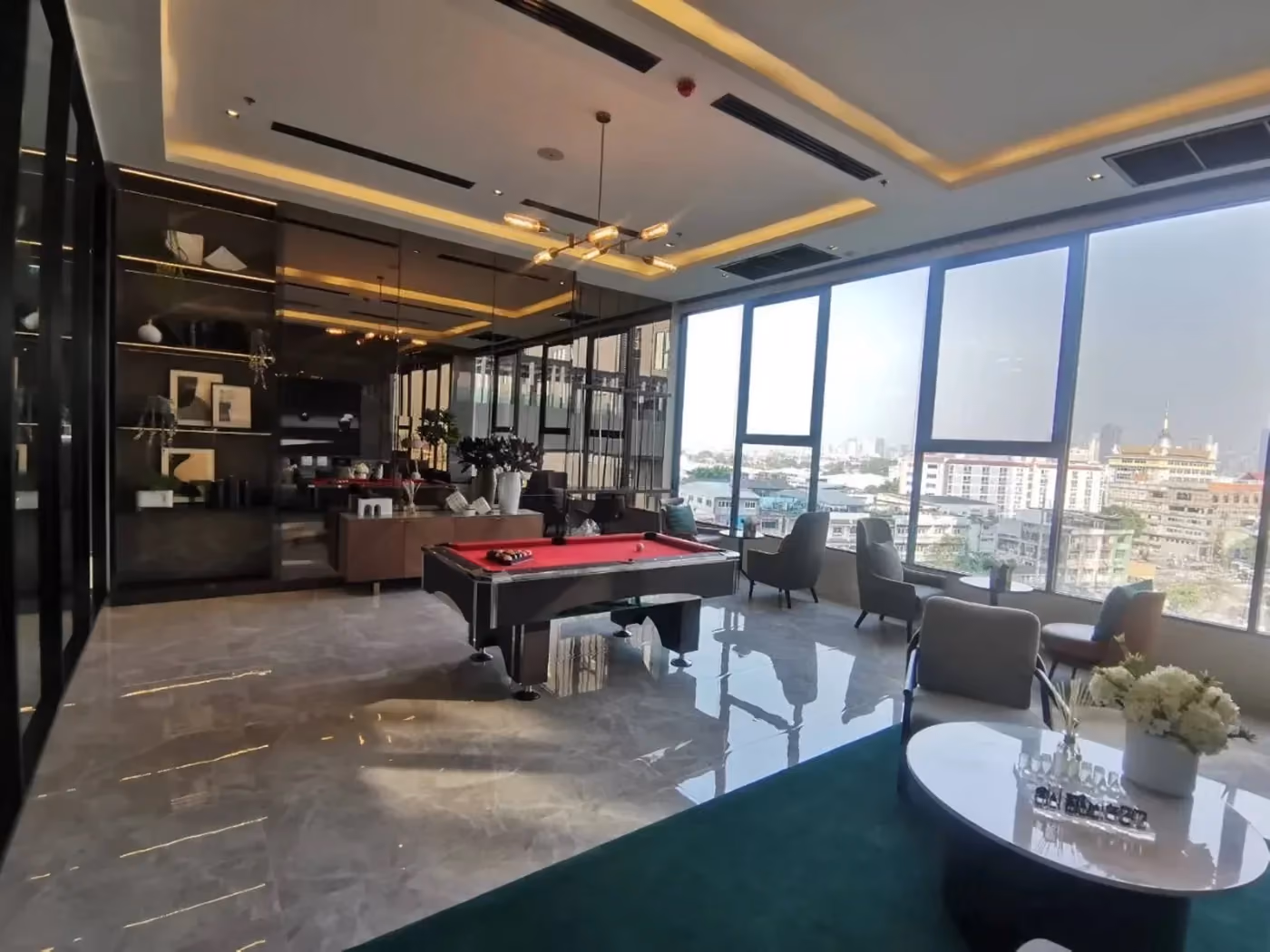 Modiz Sukhumvit 50 Lounge 2