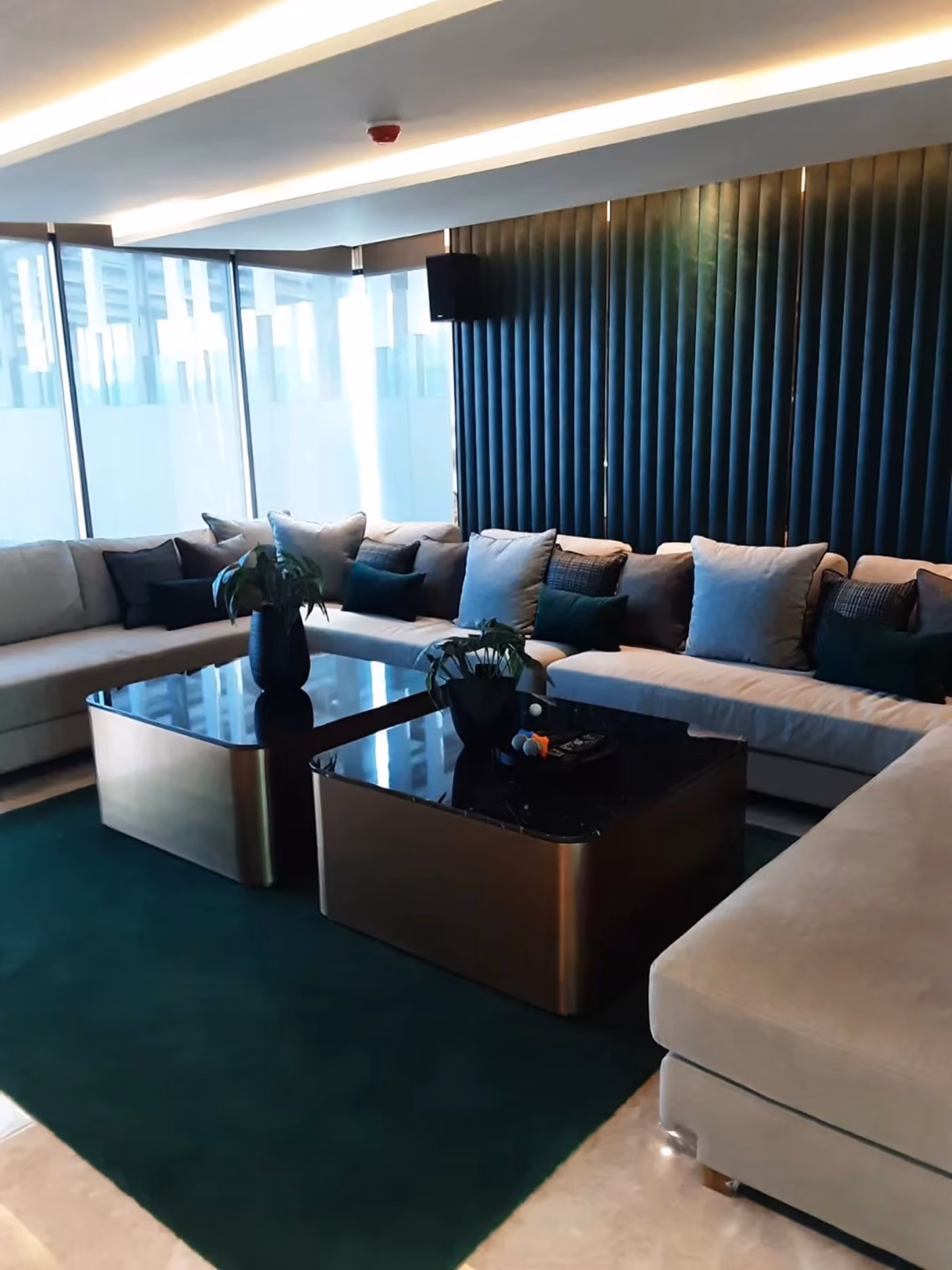 Modiz Sukhumvit 50 Lounge 5