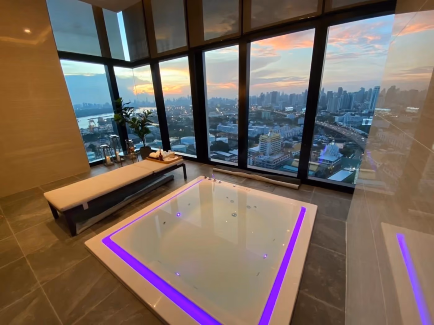 Modiz Sukhumvit 50 Spa 1