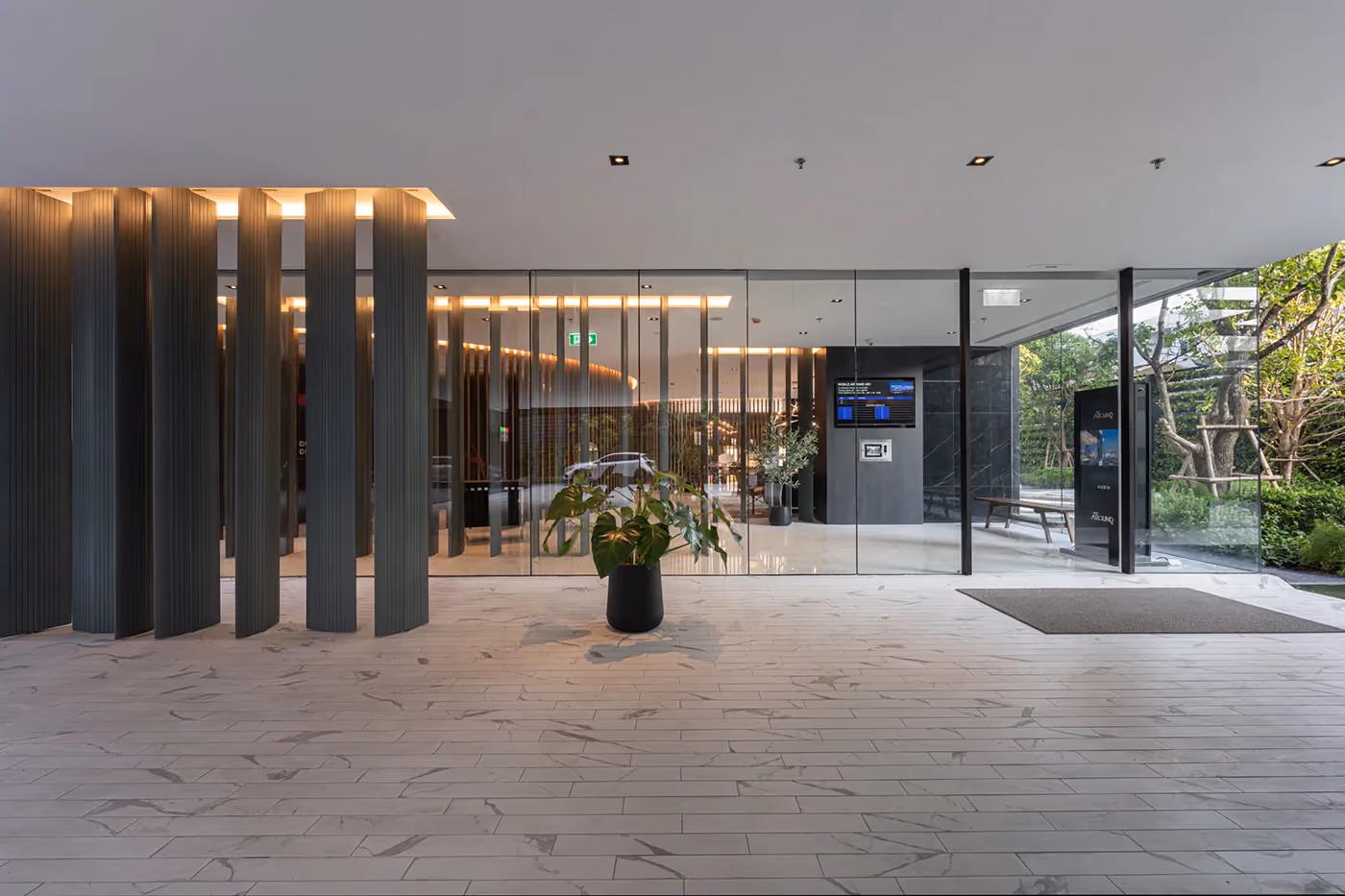 Noble Around Ari Lobby Area 8