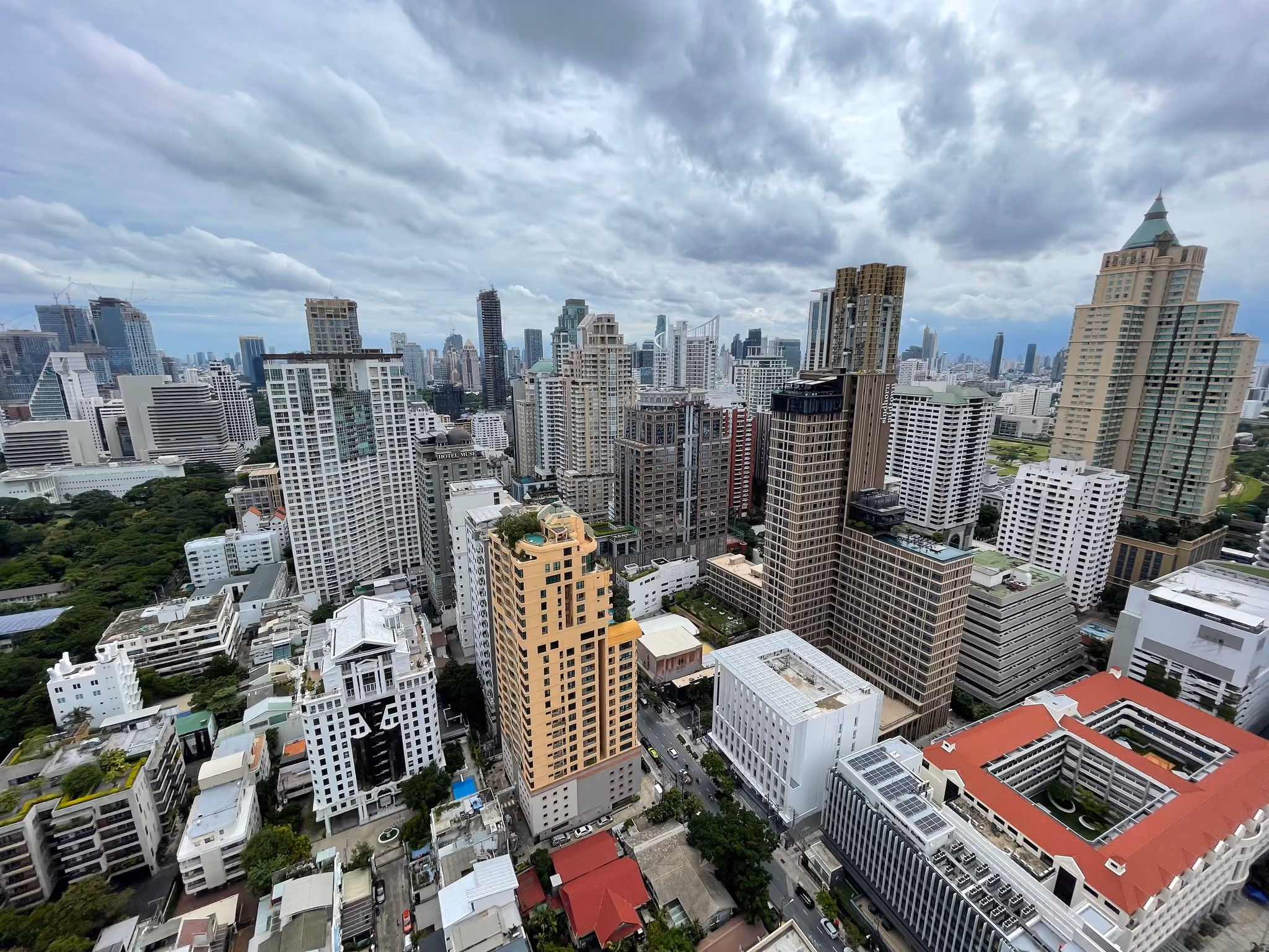Langsuan, Bangkok