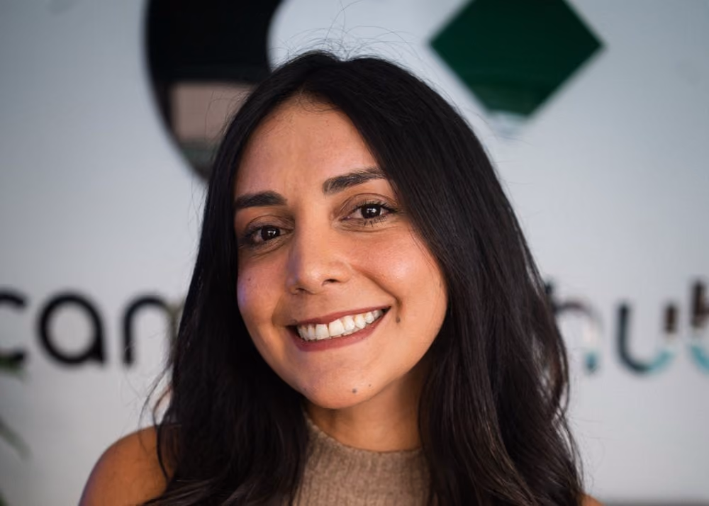 Angelica Parra, Sales & Reservations Agent