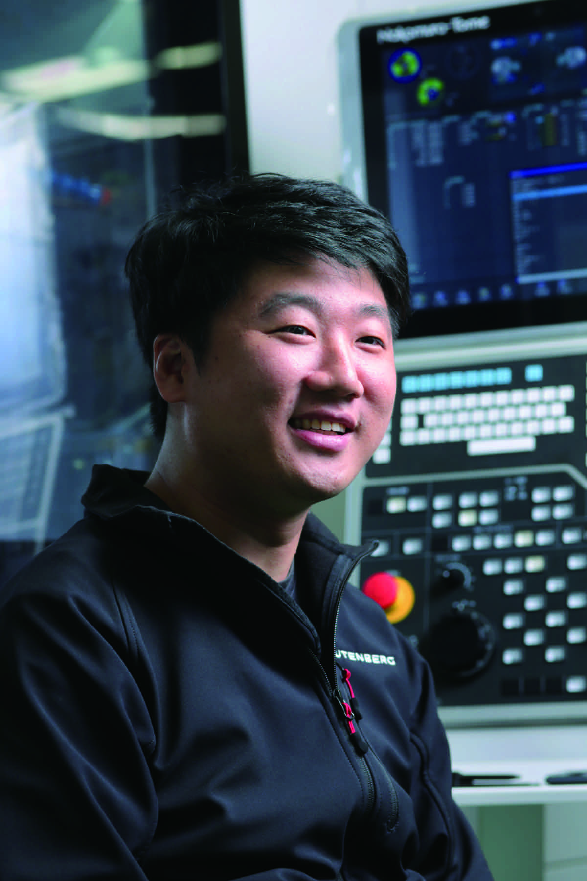 代表取締役 李 丞株