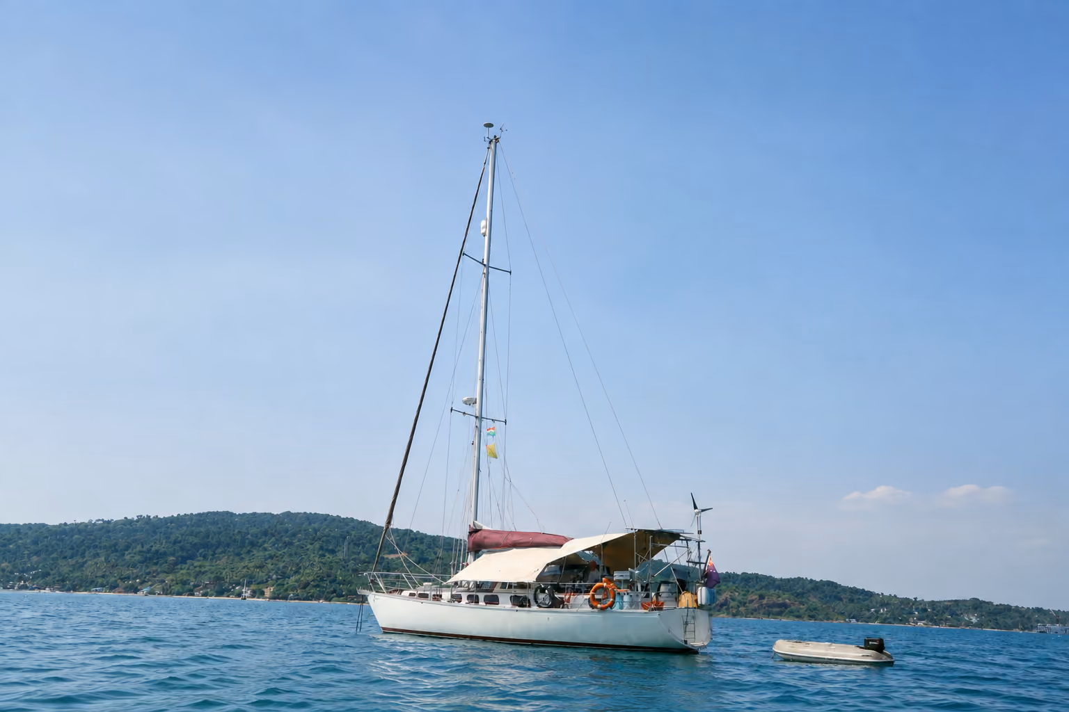 Yacht and Private Sailing