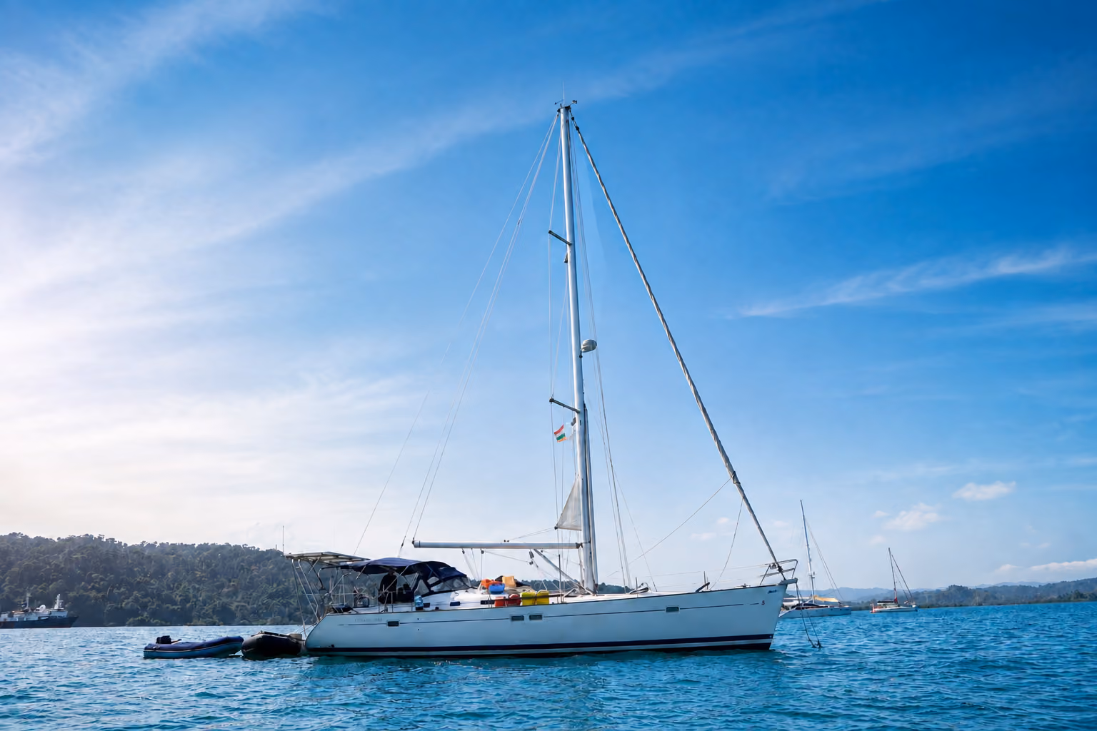 Yacht and Private Sailing