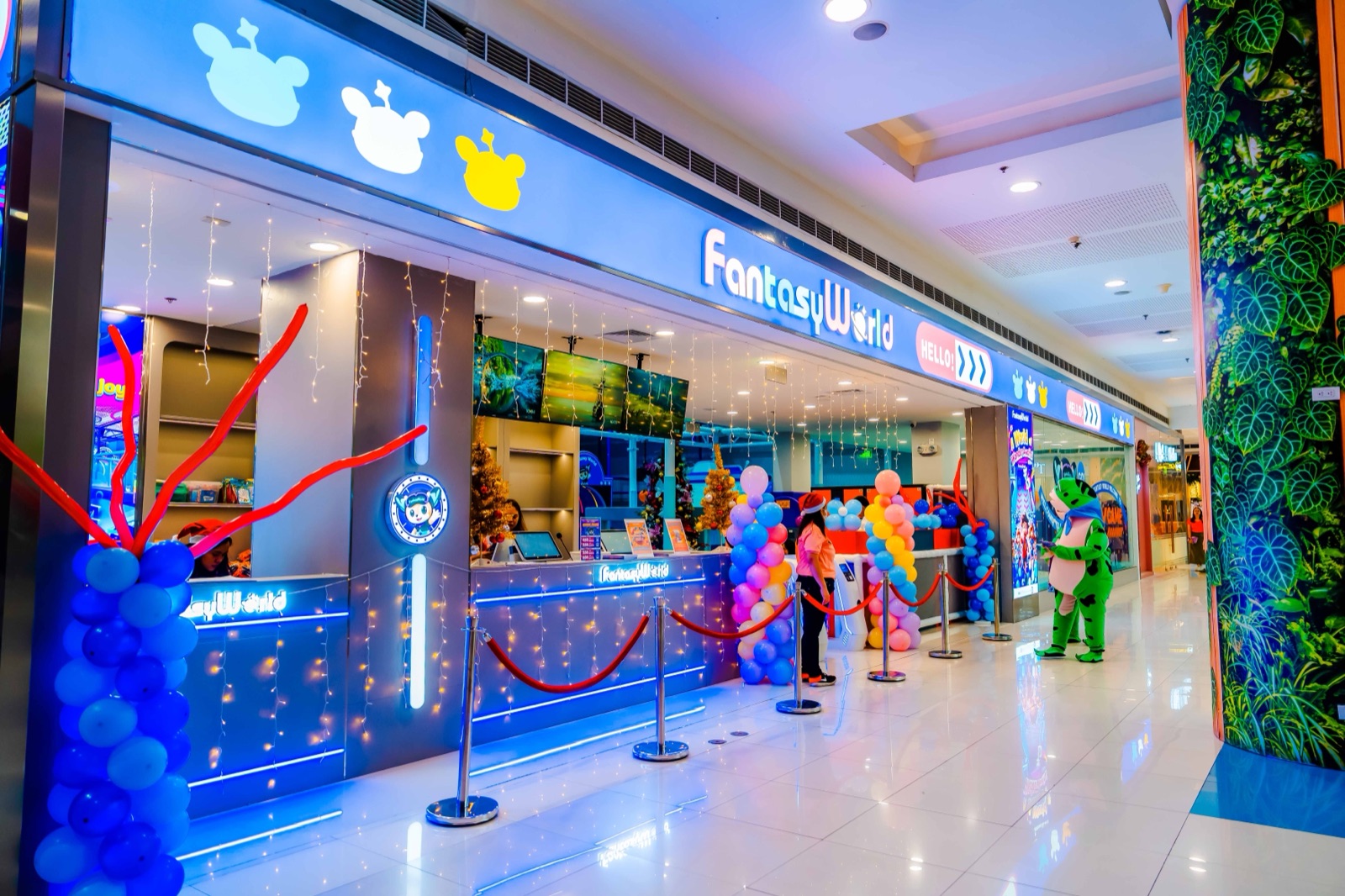 FantasyWorld indoor playground at SM Center Sangandaan, Caloocan