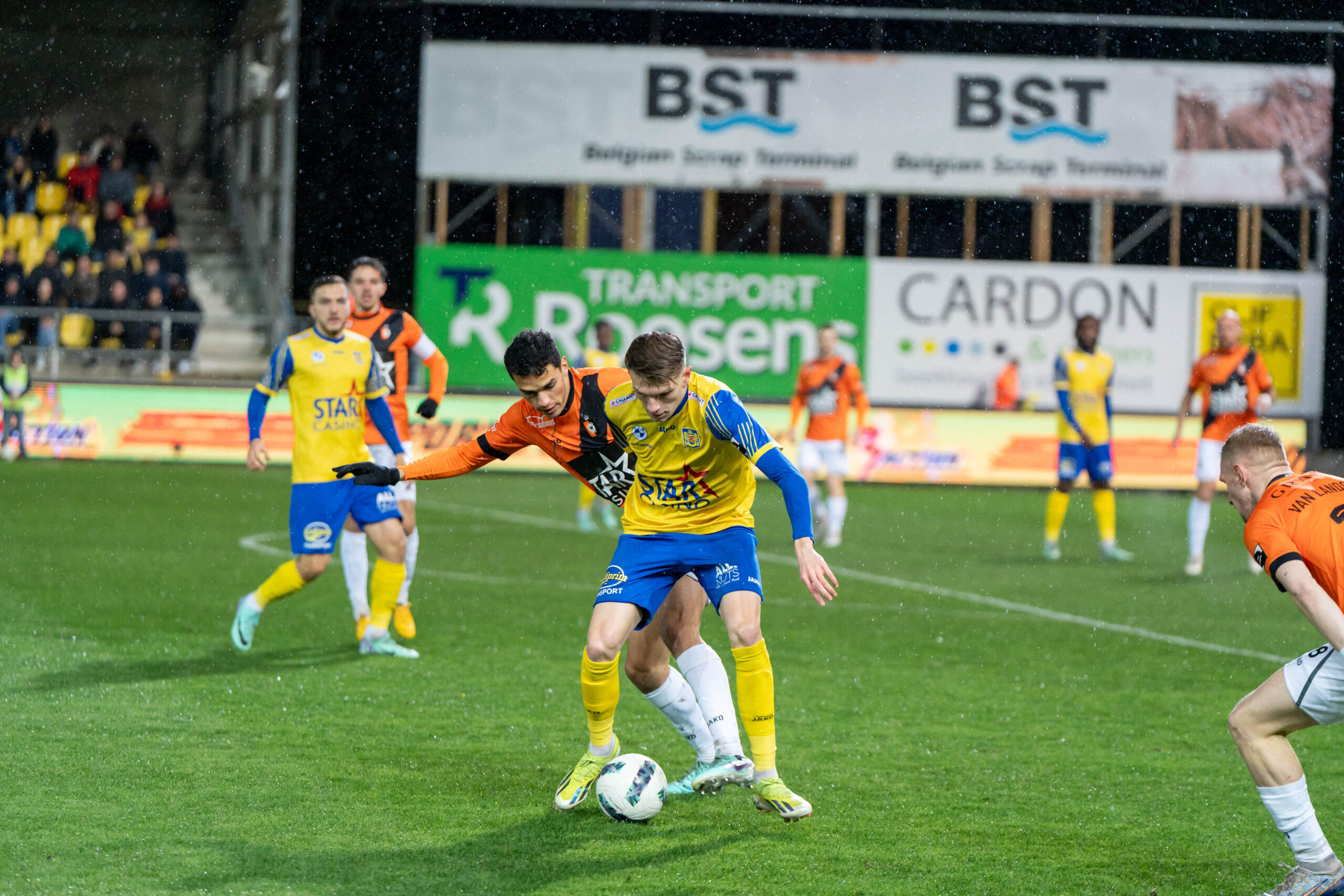 SKB en Deinze verdelen de buit