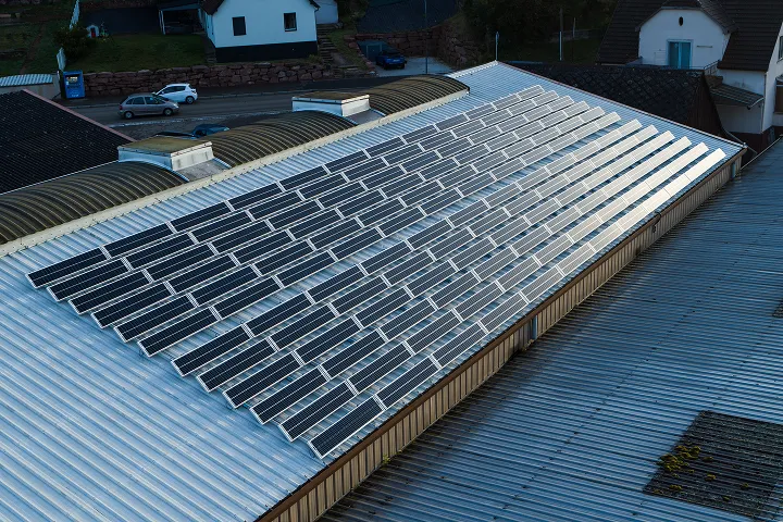 Toiture photovoltaïque équipée par Voltec Solar
