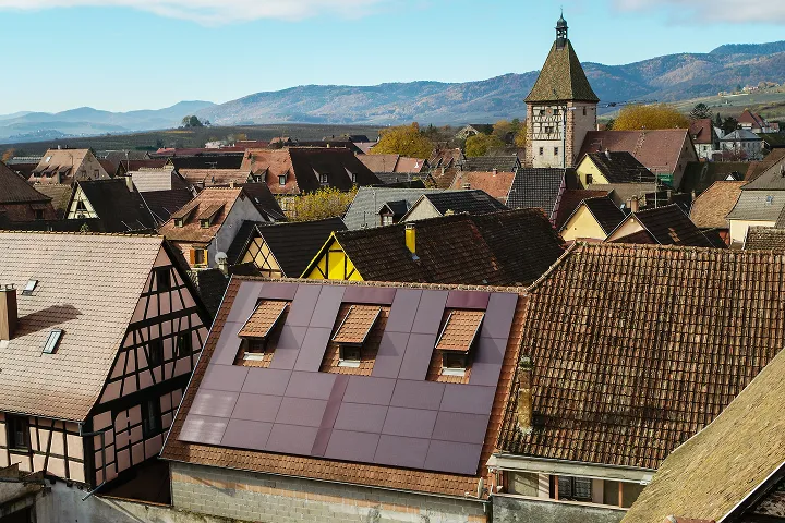 Panneaux photovoltaïques Voltec Solar sur un bâtiment agricole