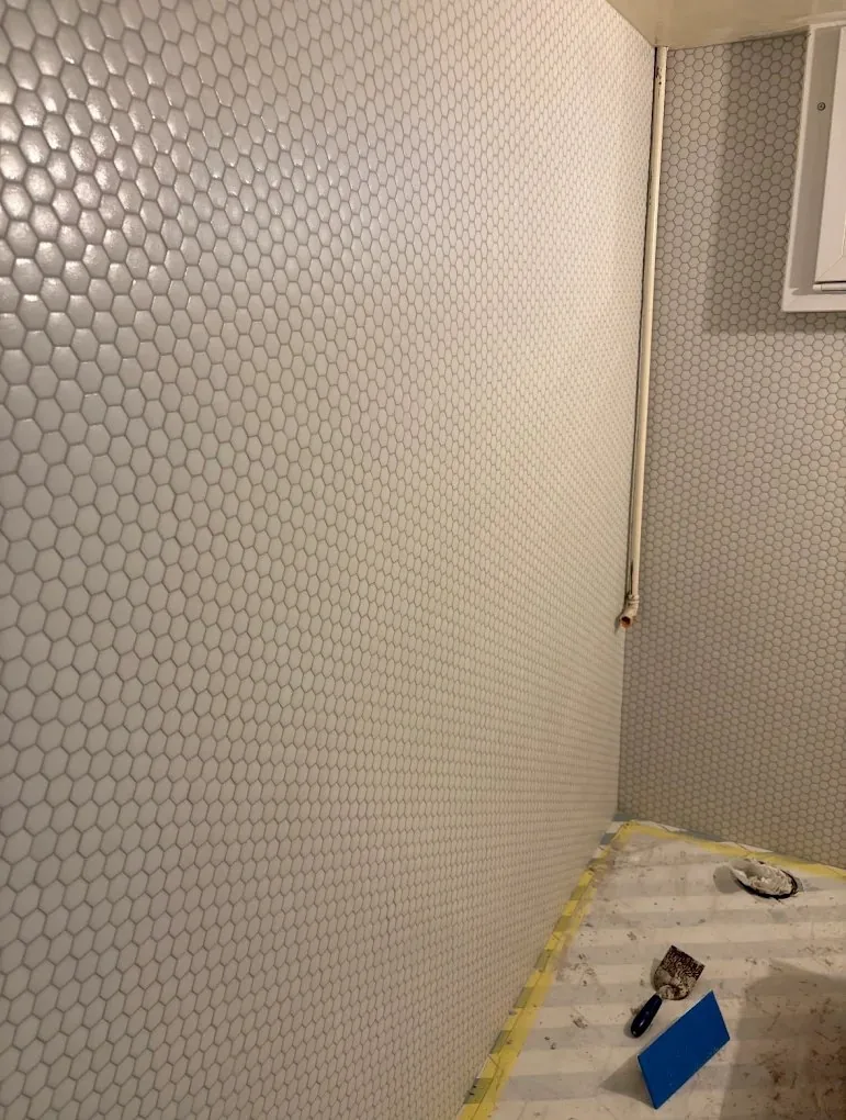 Receveur de douche extra-plat étanché sous carrelage