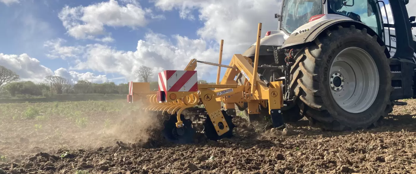 Utilaj COMBIPLOW CULTIPLOW pentru afânarea solului