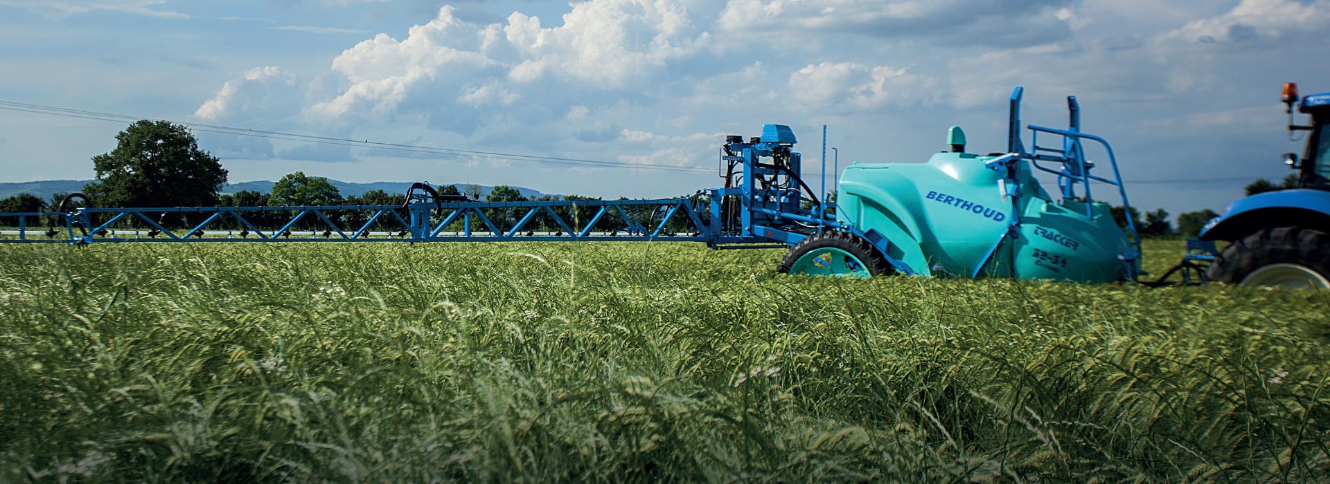 Berthoud Tracker trailed sprayer in an agricultural field