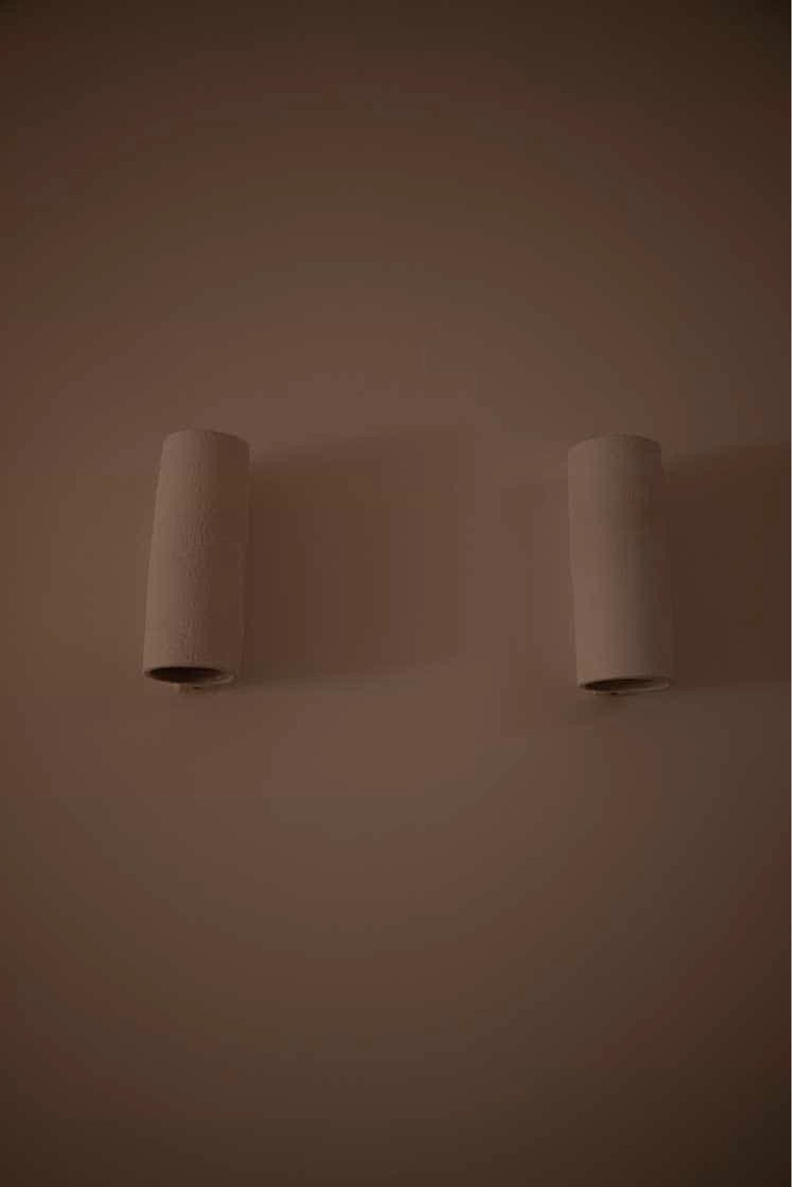 Apliques de pared con las luces apagadas