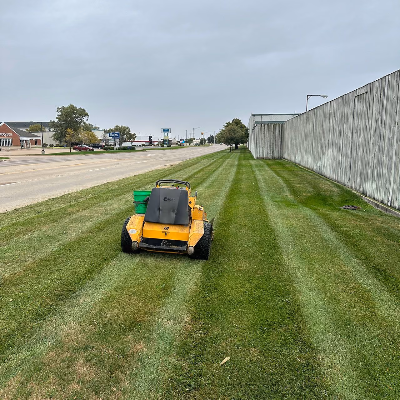 Local grounds maintenance company serving Pekin and Central Illinois