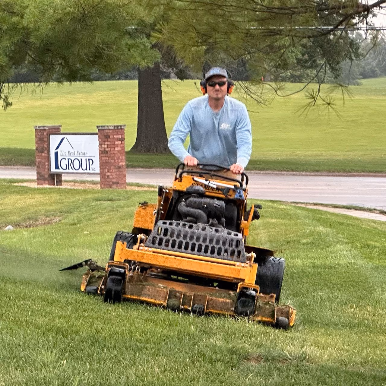 Professional commercial property maintenance near me in Pekin, Illinois
