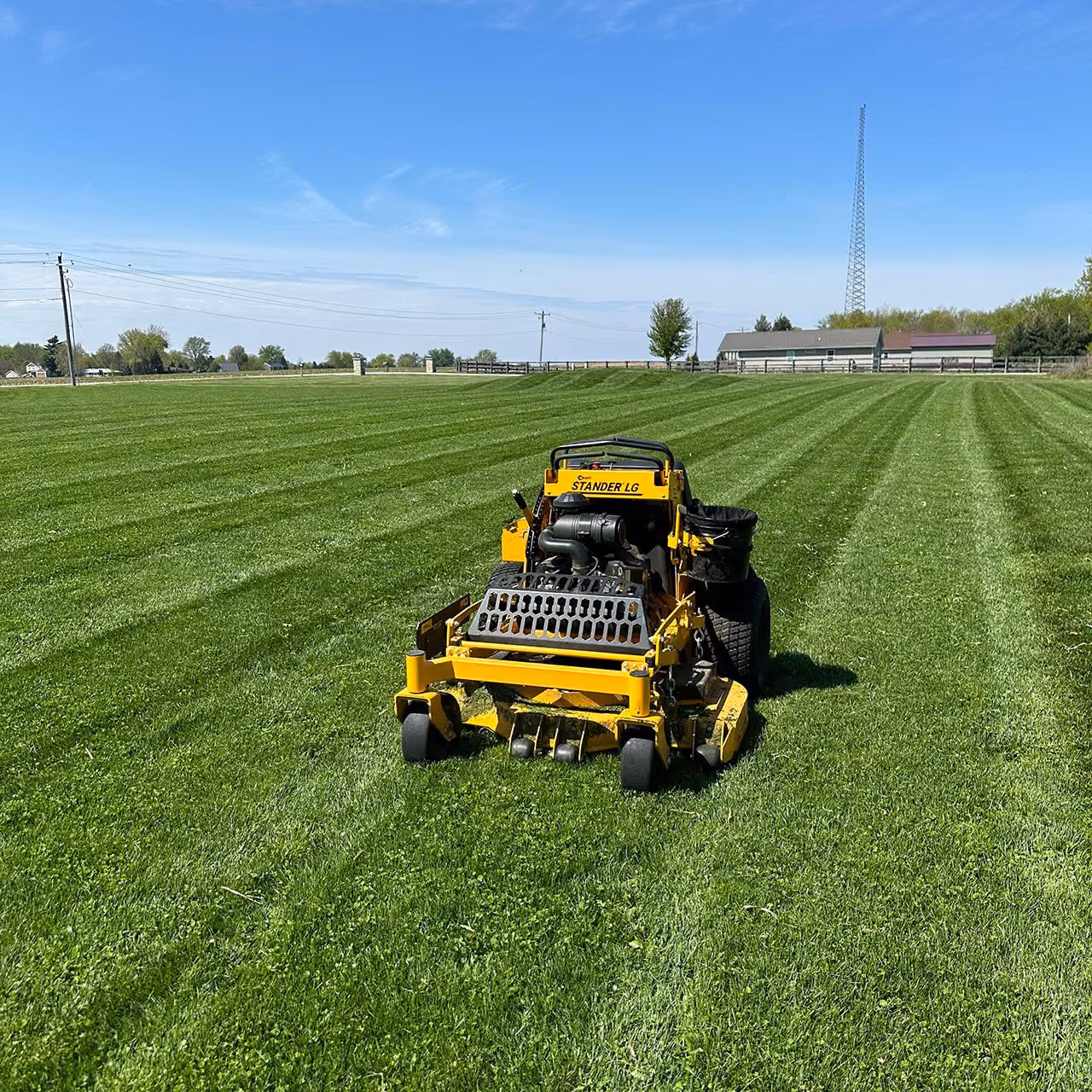 Professional lawn and grounds maintenance near me in Pekin, Illinois