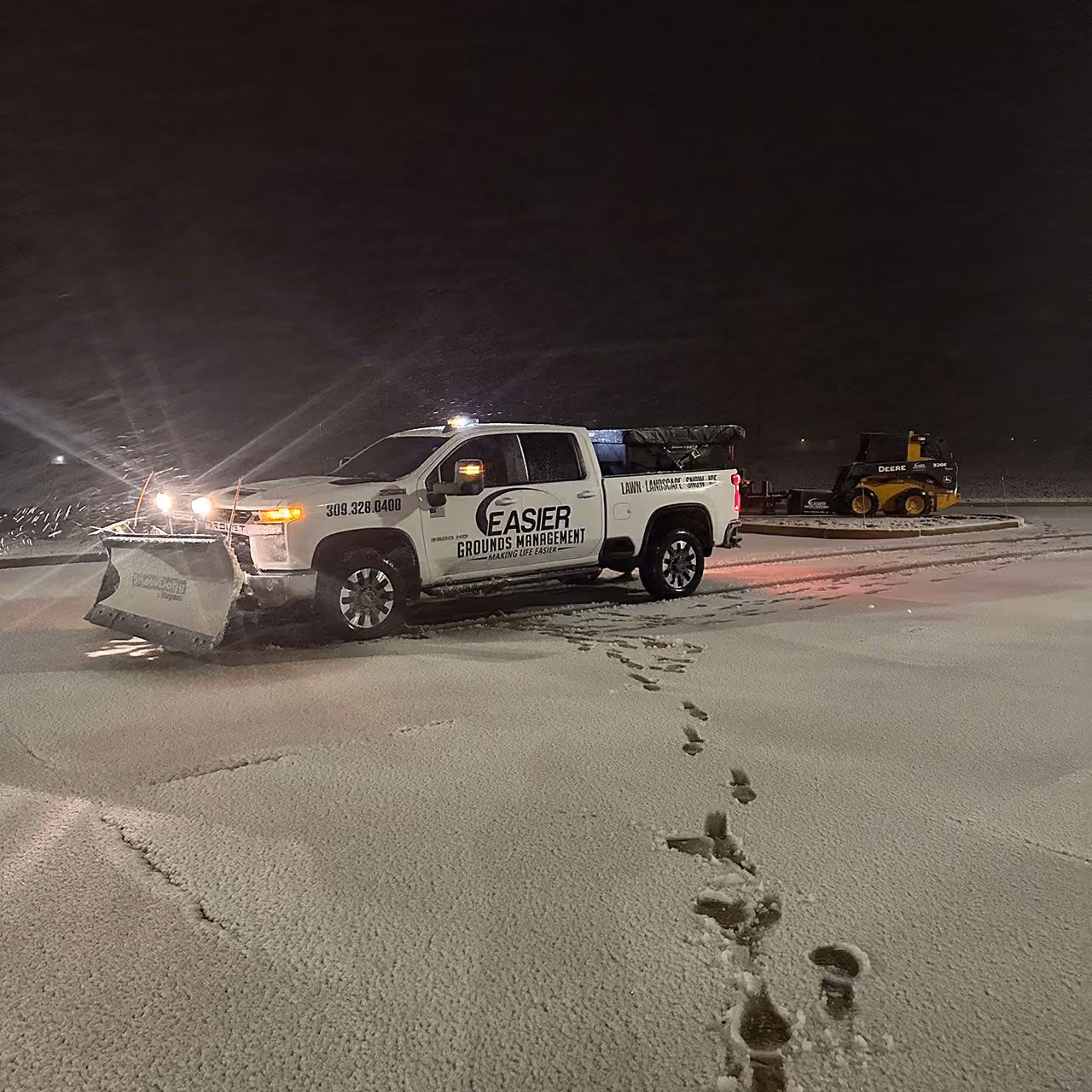 Commercial snow and ice management by Easier Grounds Management in Pekin, Illinois

