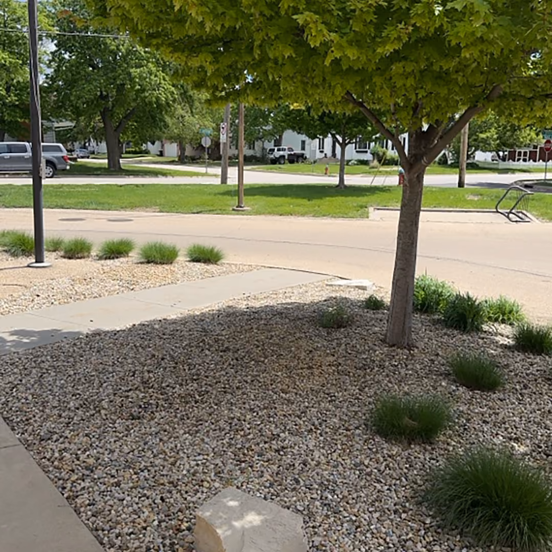 Commercial landscape enhancements by Easier Grounds Management in Pekin, Illinois