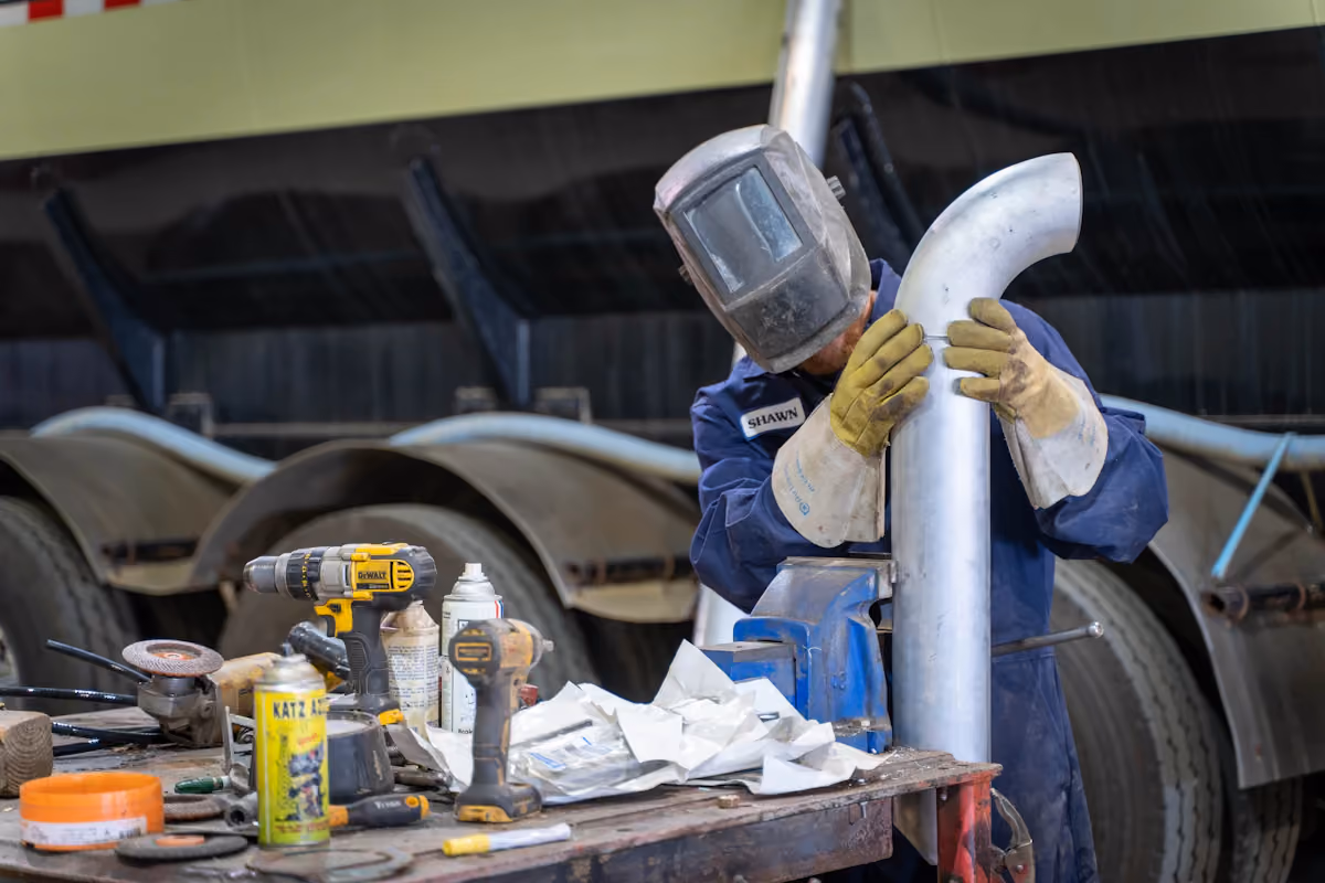 Truck modifications services