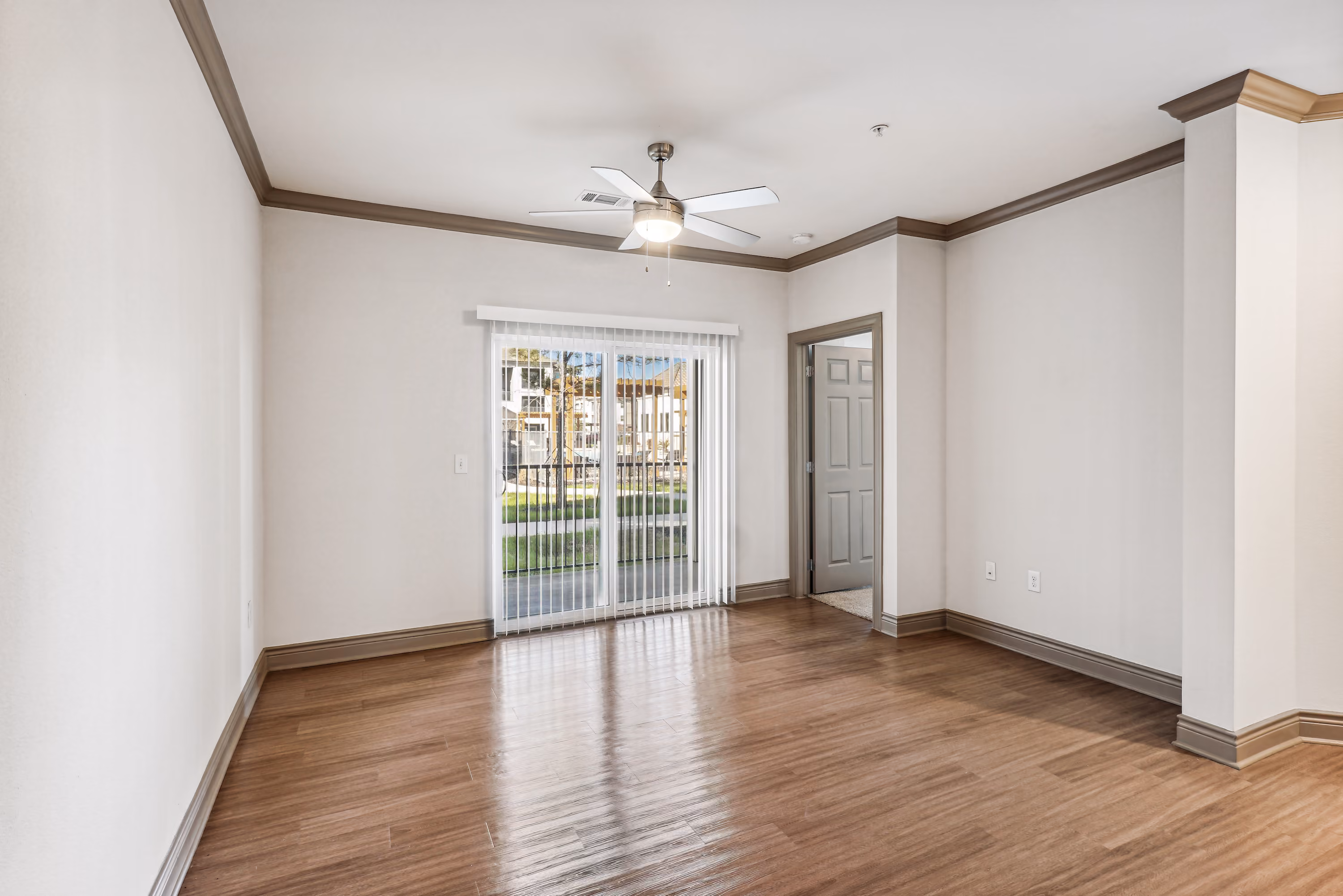 empty dining room