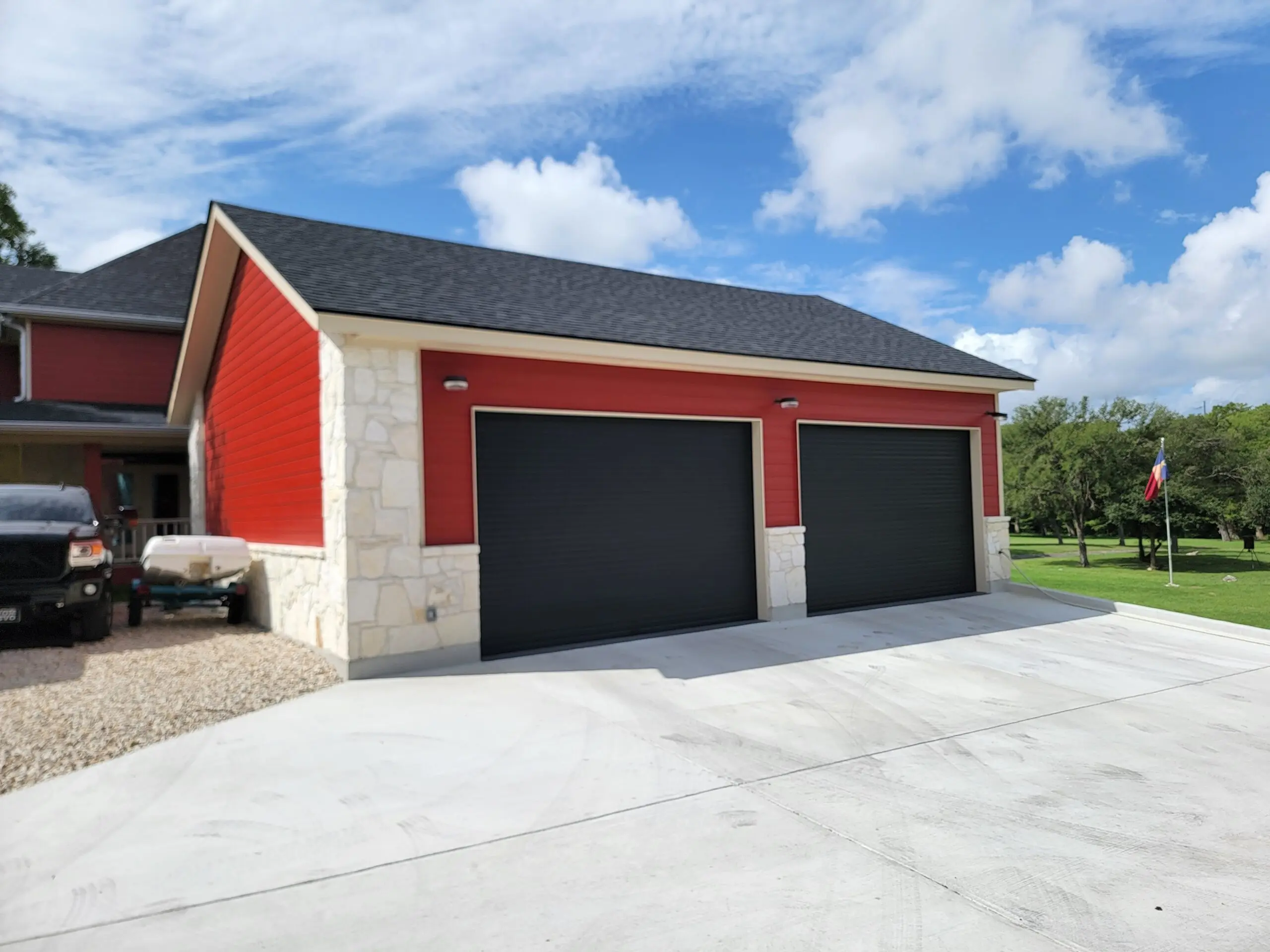 River Terrace Detached Garage Man Cave 20240712_103010-scaled